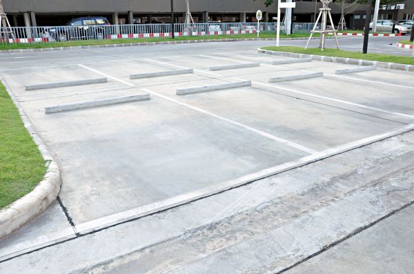 Parking Lot Resurfacing in Slidell