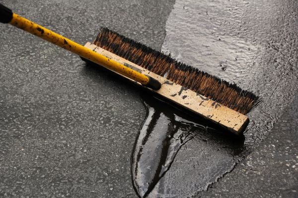 Asphalt Driveway Sealing in Slidell